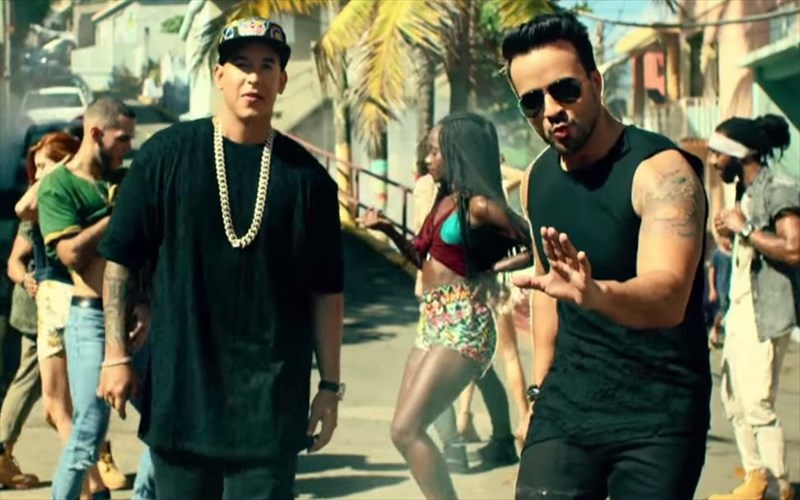 xaker-eksafanisan-prosorina-to-binteoklip-tou-despacito-apo-to-youtube