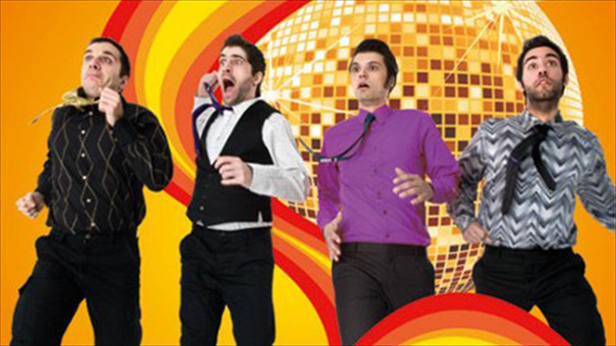 oi-wedding-singers-sto-k44-mexri-ti-sunteleia-tou-kosmou