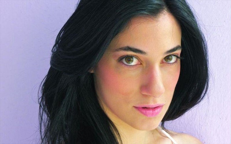 i-rafika-saouis-sto-directors-lab-tou-lincoln-center-theatre-tis-neas-yorkis