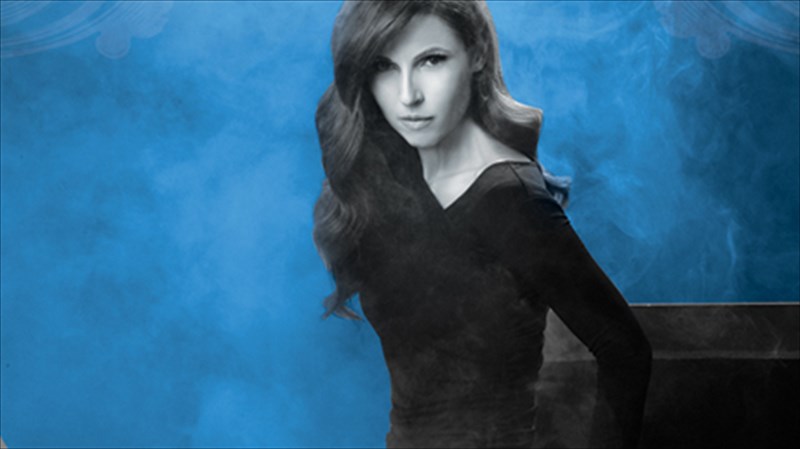 i-eurudiki-i-edith-kai-o-elvis-elvis