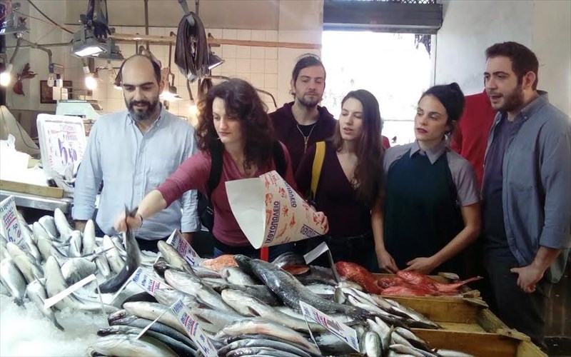 i-kura-tis-thalassas-apo-ti-danai-spilioti-sto-bios