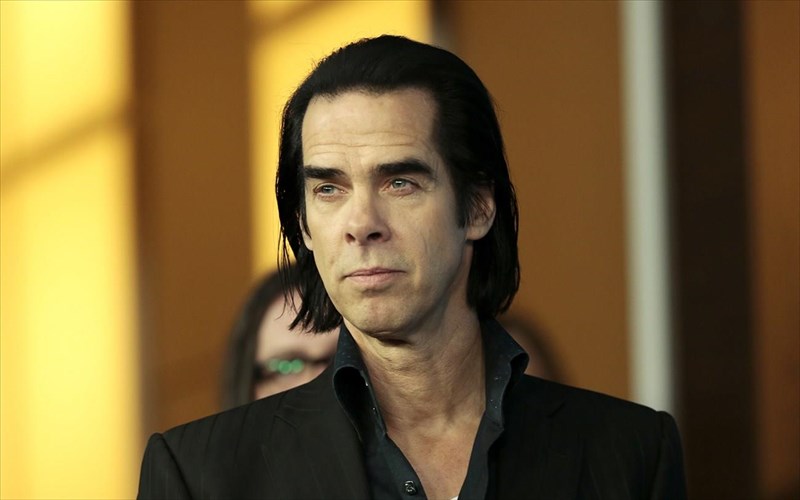 o-nick-cave-apokalupse-to-neo-tou-skateboard