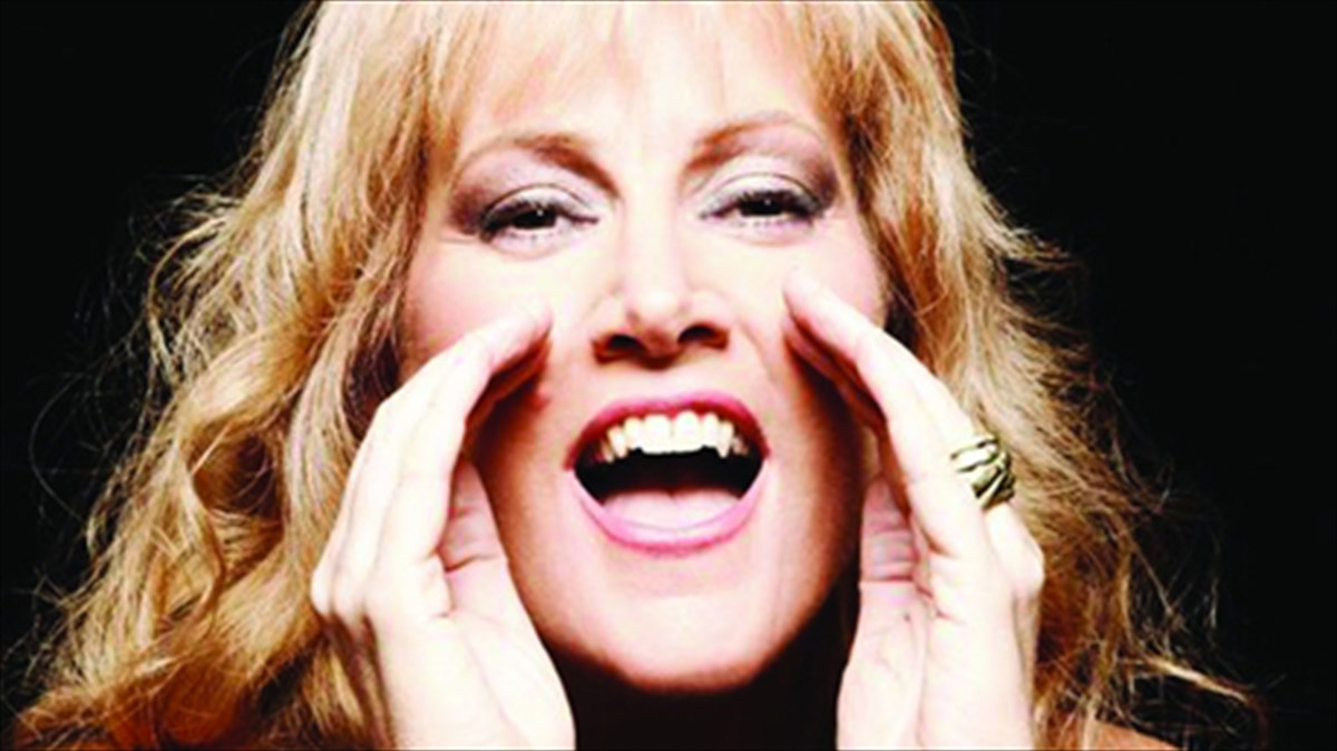 elli-paspala-eimai-aisiodoksi-den-exo-alli-epilogi