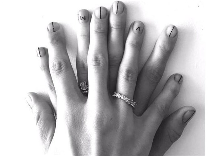 tora-kai-tatouaz-gia-daxtula-kai-nuxia