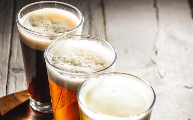 ale-kai-lager-mathainoume-tis-diafores-anamesa-sta-duo-basika-eidi-mpiras