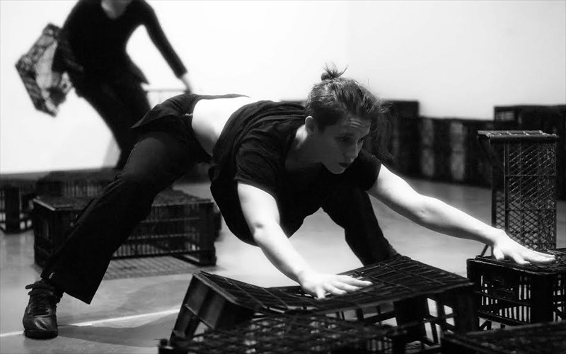 t-e-r-r-a-i-n-apo-tin-brabeumeni-omada-xorou-prosxima-sto-koukaki-n-apo-tin-brabeumeni-omada-xorou-prosxima-sto-koukaki