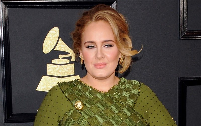 i-adele-giortase-ta-30a-genethlia-tis-ston-titaniko
