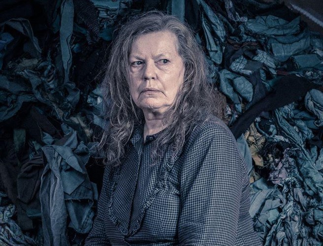 h-roula-pateraki-skinothetei-gianni-mauritsaki