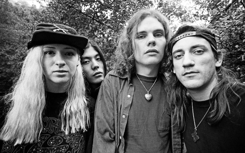 mia-klefti-proti-matia-sto-comeback-binteo-ton-smashing-pumpkins