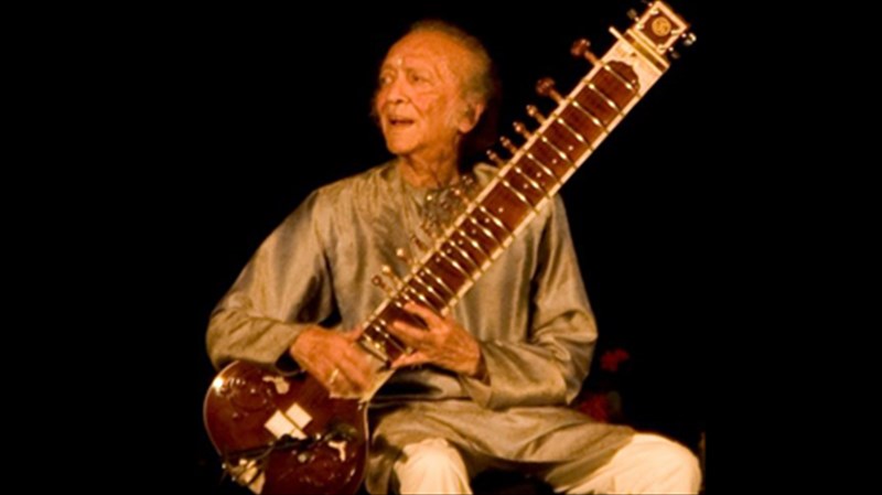 efuge-o-birtouozos-tou-sitar-ravi-shankar-birtouozos-tou-sitar-ravi-shankar