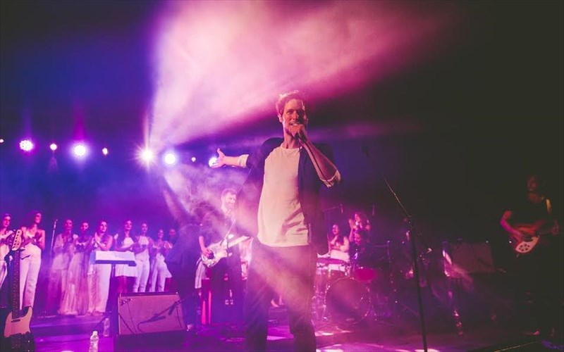 o-leon-of-athens-me-to-sugkrotima-tou-ston-kipo-tis-peiraios-260