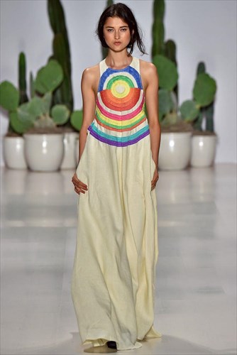 ouranio-tokso-i-monadiki-kalokairini-tasi-monadiki-kalokairini-tasi