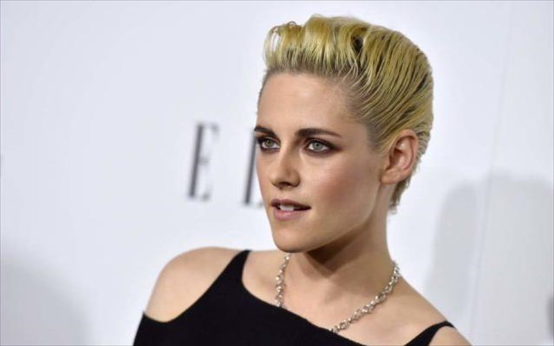 i-kristen-stewart-anupomonei-gia-to-skinothetiko-tis-ntempouto