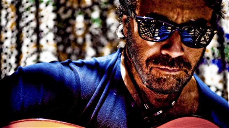 koubanezikes-kai-latin-apoxroseis-apo-duo-iroes-tis-jazz