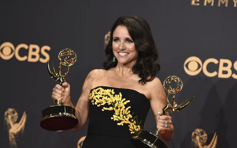 sti-Julia-louis-dreyfus-to-brabeio-mark-twain