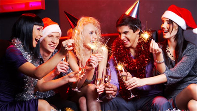 merika-apo-ta-pio-perierga-xristougenniatika-ethima-tou-kosmou