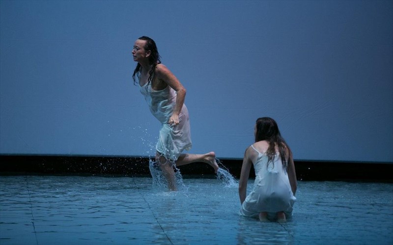 ksekinaei-to-festibal-athinon-kai-auta-einai-ta-highlights-tou-iouniou