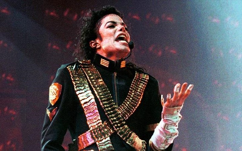 sta-dikastiria-oi-klironomoi-tou-michael-Jackson-kai-i-disney-gia-ena-ntokimanter-disney-gia-ena-ntokimanter