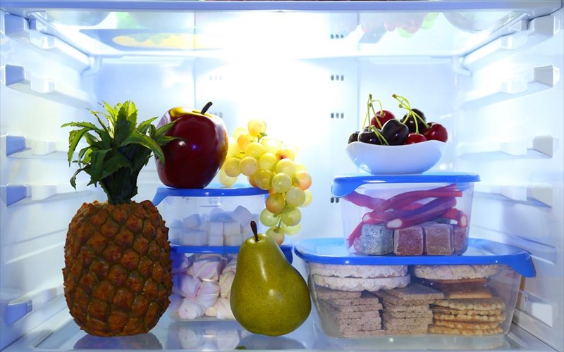 tria-mikra-mustika-sostis-apothikeusis-ton-trofon