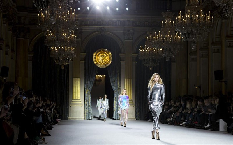 thelete-na-mathete-pos-genniountai-kai-pethainoun-oi-taseis-tis-modas