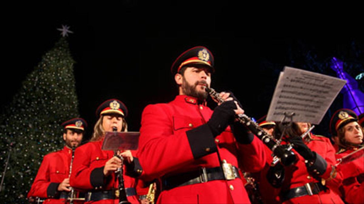 paramoni-protoxronias-me-ton-dimo-athinaion