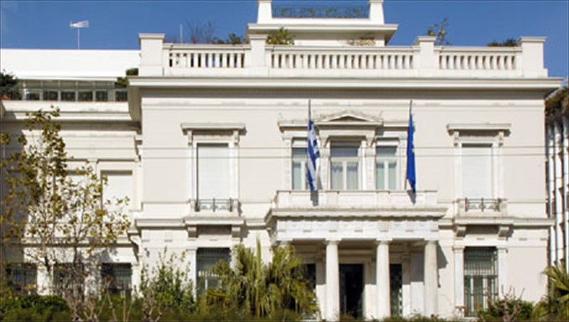 i-istoria-piso-apo-ta-antikeimena-ksediplonetai-sto-mouseio-mpenaki