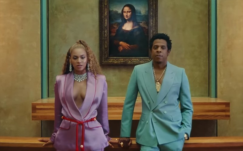 otan-to-roz-dimiourgei-epanastasi