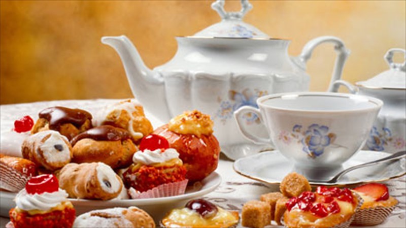 its-tea-time-ta-kalutera-stekia-gia-tsai-ala-agglika