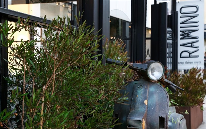 to-ramino-resto-leei-ti-diki-tou-geustiki-istoria-stin-kardia-tis-glufadas