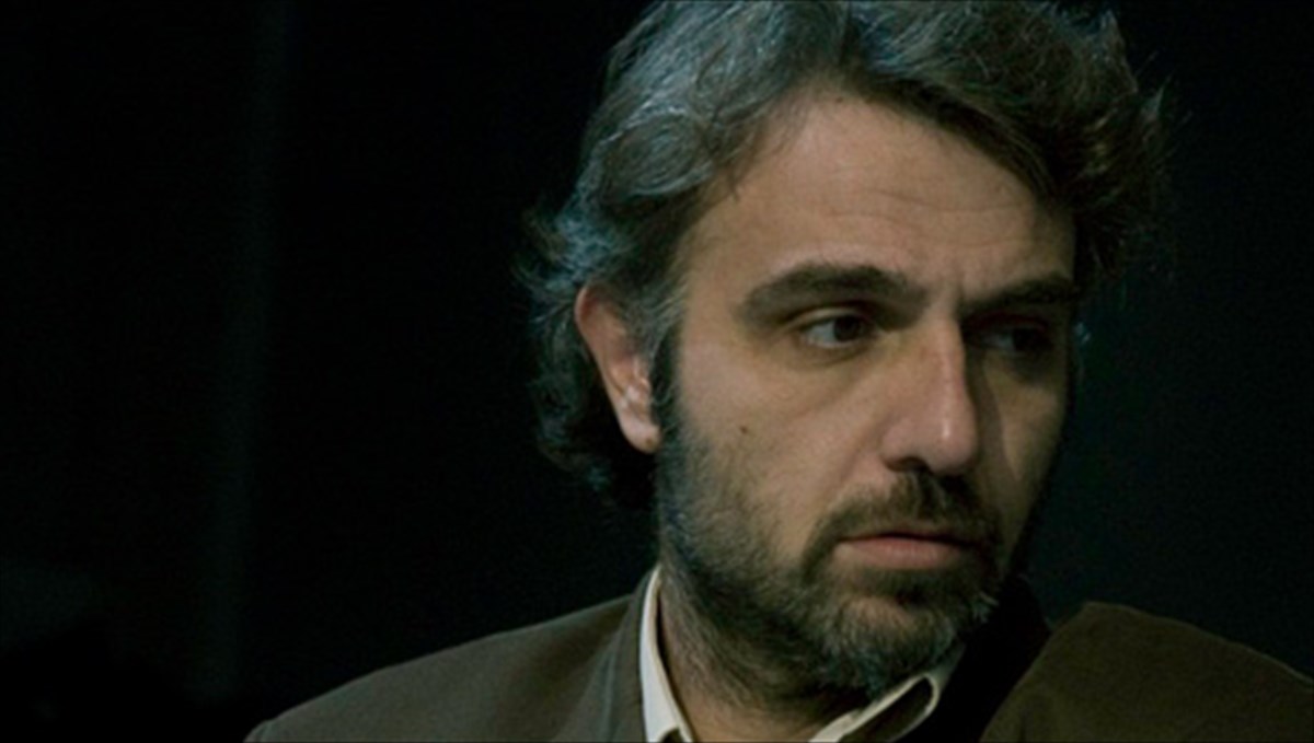 fanis-mouratidis-me-tromazei-i-pathitikotita-kai-i-grigori-apodoxi-ton-panton-grigori-apodoxi-ton-panton