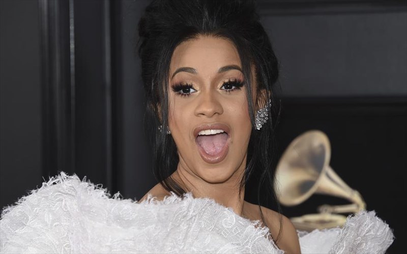 neo-rekor-tis-cardi-b-sta-billboard-charts