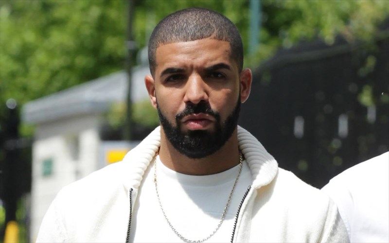 oi-xristes-tou-spotify-exoun-apaudisei-me-tis-diafimiseis-gia-ton-drake