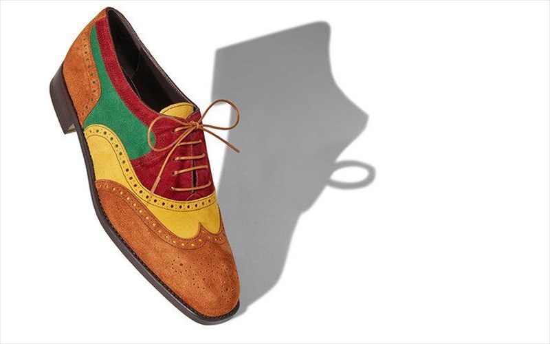 otan-o-manolo-blahnik-sxediazei-gia-tous-andres-manolo-blahnik-sxediazei-gia-tous-andres