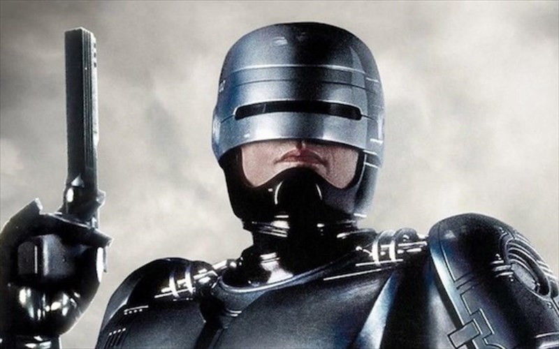 o-rompokop-epistrefei-apo-ton-skinotheti-tou-chappie-kai-tou-district-9