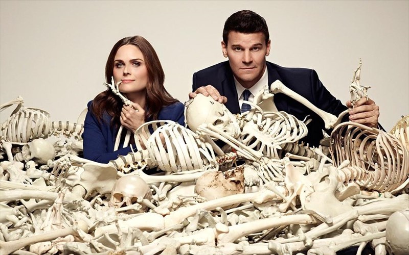 bones-pente-kathilotika-epeisodia-tis-seiras-pou-egine-eksartisi