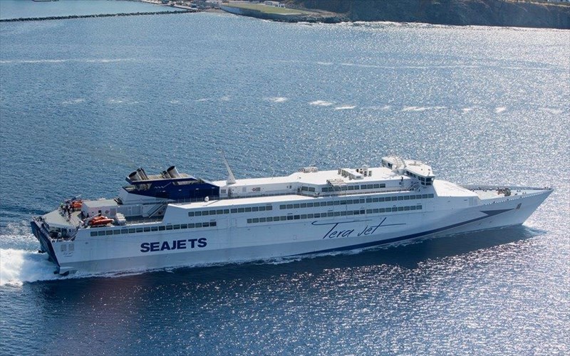 i-seajets-sto-pleuro-ton-pligenton