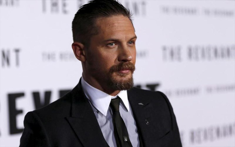 tom-hardy-me-exei-kourasei-pia-i-ithopoiia-ithopoiia