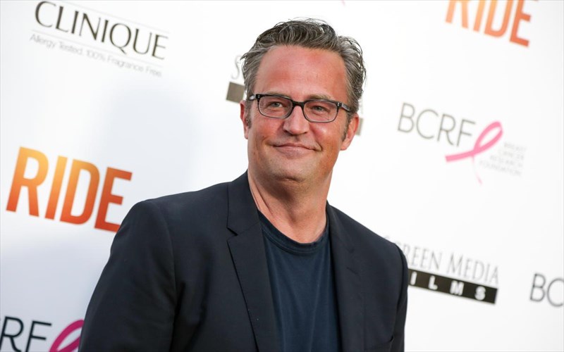 anarronei-o-matthew-perry-meta-apo-riksi-enterou-matthew-perry-meta-apo-riksi-enterou