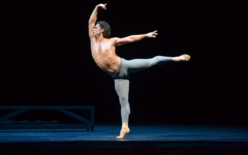 o-iban-basilief-erxetai-sto-megaro