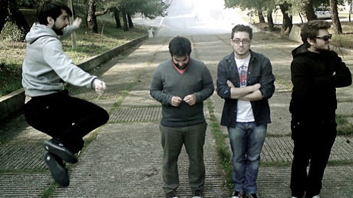 oi-minor-project-xromatizoun-tis-kuriakes-sto-gazarte