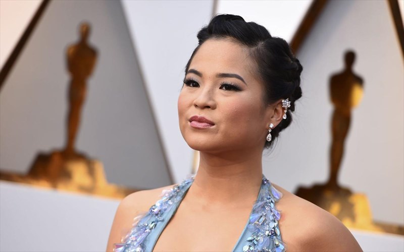 i-kelly-marie-tran-kataggellei-parenoxlisi-apo-fan-ton-tainion-star-wars