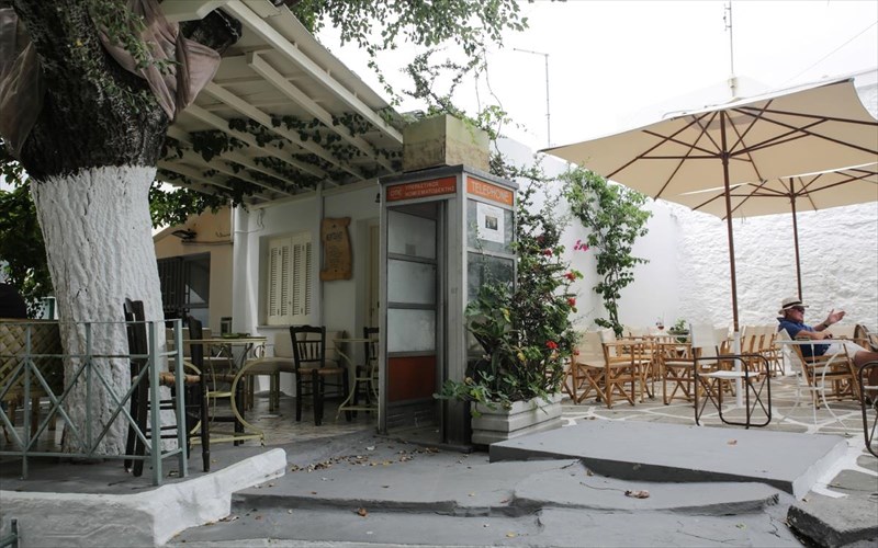 taksidi-stin-skuro-mesa-apo-10kai1-kalokairines-fotografies