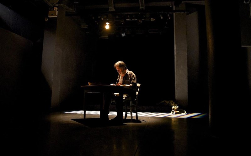 o-fotis-makris-mpainei-ksana-sto-kibotio