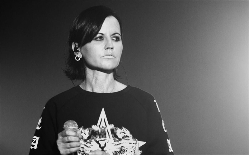 apo-atuxima-pethane-telika-i-dolores-oriordan-ton-cranberries-dolores-oriordan-ton-cranberries