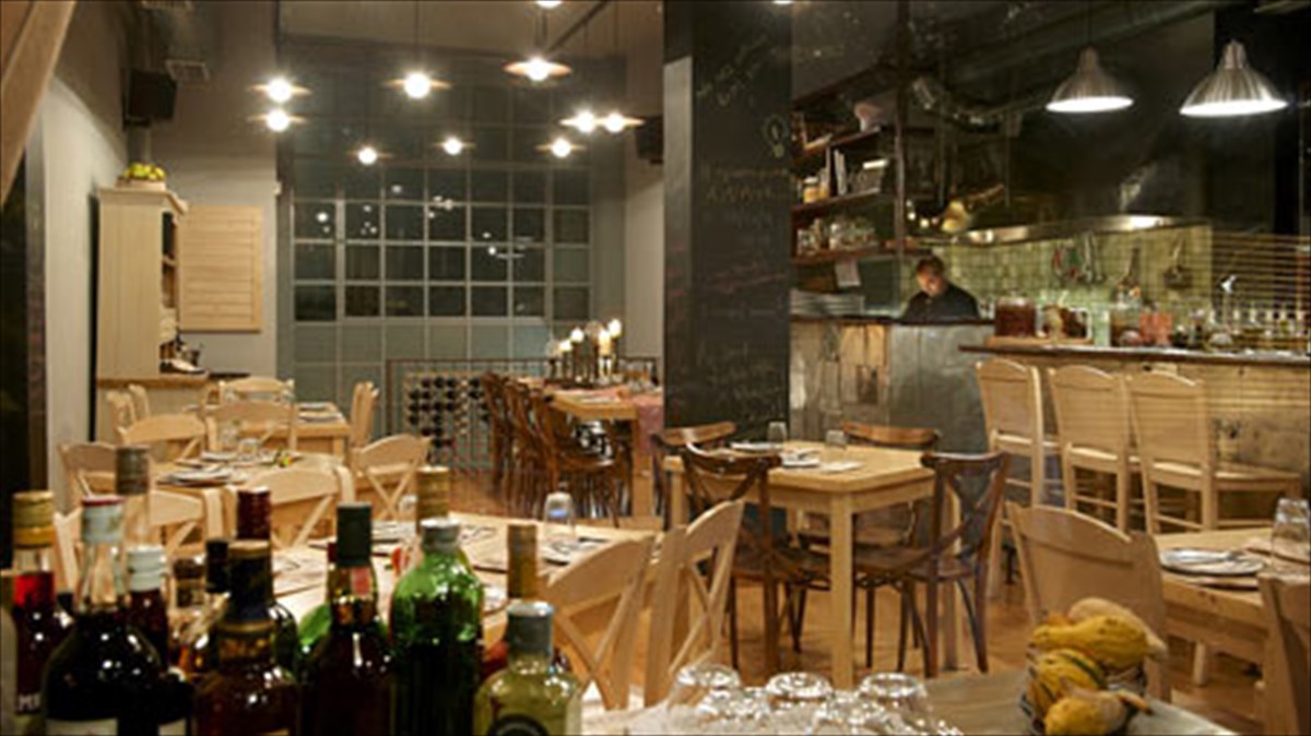 ta-krasia-tou-bordeaux-stin-trapezaria-mas