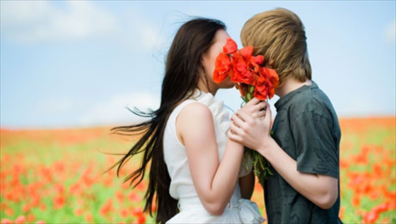 agkaliasteite-filitheite-kanei-kalo-stin-ugeia