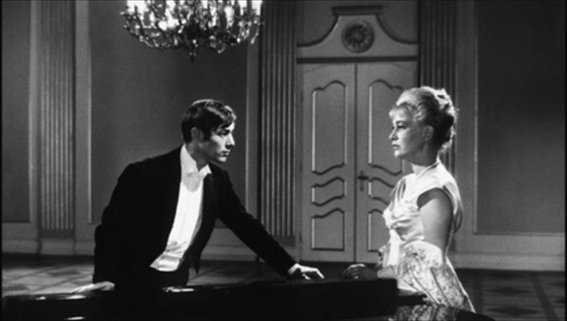 afieroma-ston-karl-ntragier