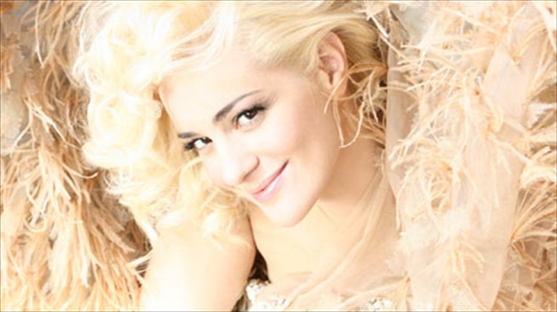 i-natassa-mpofiliou-perna-me-tous-magous-apo-ton-botaniko