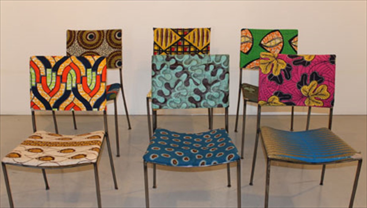 enas-biennezos-filos-sto-makedoniko-mouseio-sugxronis-texnis