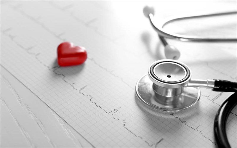 kratame-tin-kardia-mas-se-forma-me-mia-dunamiki-sunergasia